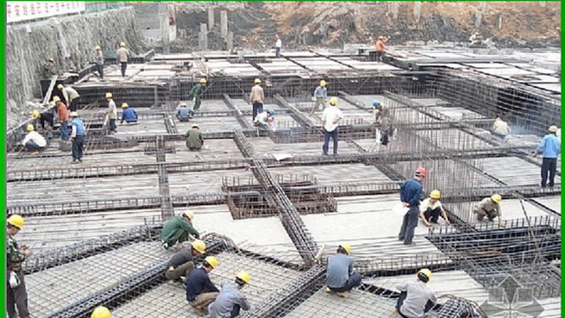 在了解农村自建房施工报价时，还需注意以下几点：